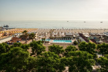 Le Palme 89-89 Riccione