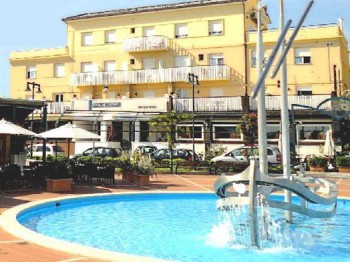 Residence Fiorella sul Porto di Cattolica